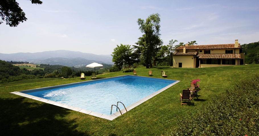 Vacanza con piscina a Barberino presso Tenuta Il Cerro Resort Mugello Casa Vacanze piscine Toscana Ville lusso